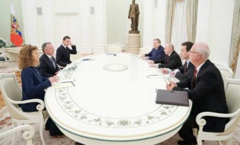 Ucrania/OTAN: Después de cinco horas de negociaciones en el Kremlin, el tema territorial sigue sin resolverse. La guerra sigue…