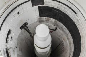 Los silos podridos y envejecidos que albergan las armas nucleares de Estados Unidos