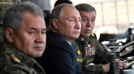 La era de la guerra digital redefine la doctrina militar en Moscú