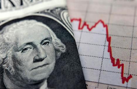 Noticias económicas: Caída del dólar: Una posibilidad teórica que se convierte en realidad. Análisis