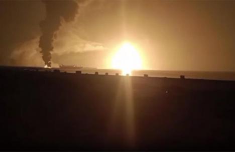 Estados Unidos escapa de su fracaso en Yemen atacando instalaciones vitales del pueblo yemení y provocando una matanza
