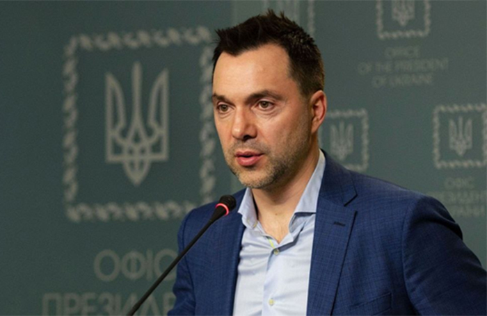 El exasesor de Zelensky, Arestovych, comenta el asesinato de Andrey Portnov en España señalando al líder de Kiev: “Algún día, volveré e iré a por él”