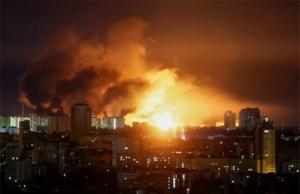 Rusia lanzó uno de los mayores ataques contra Kiev en meses mientras las nuevas tácticas rusas impulsan su avance en el frente
