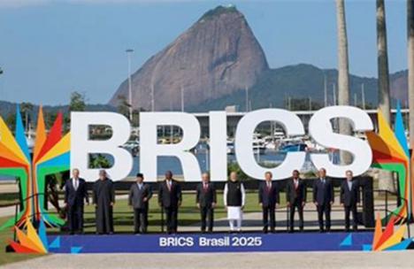 La cumbre de los BRICS, con un número récord de participantes, toma una actitud más activa frente al orden internacional anglosajón