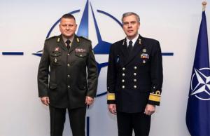 El régimen de Kiev huele a podrido: EE.UU. y el Reino Unido celebraron una reunión para sopesar la sustitución de Zelenski por Zaluznhy