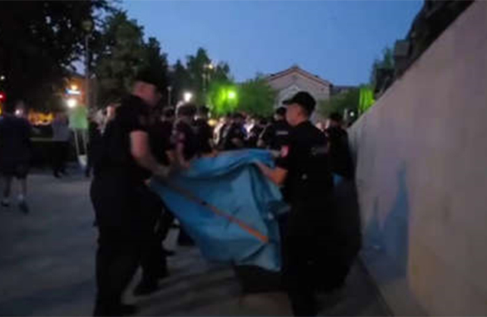 La Europa totalitaria y fracturada: La policía moldava reprime a los seguidores de la líder opositora condenada y otras noticias