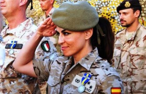 Una comandante del Ejército español acusa al Open Arms de «contactar con mafias para traer inmigrantes». ¿La inmigración trae riqueza?