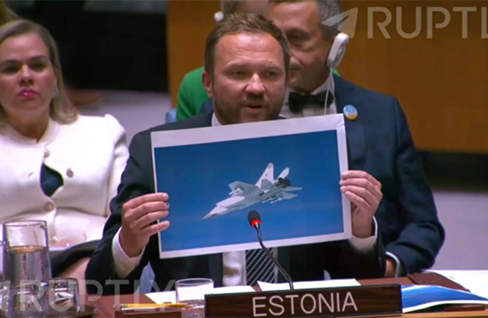 La OTAN quiere tapar una derrota con otra guerra: Estonia 'prueba una invasión' de MiGs rusos en la ONU con una imagen impresa de Google