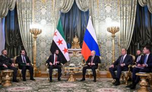 Al Jolani, el yihadista promocionado por Occidente, visita Moscú para asegurar su poder halagando a Rusia