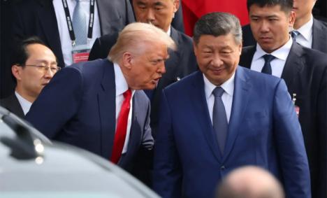 Trump mostró en su reunión con Xi Jinping quién es realmente un tigre de papel: El brillo y la miseria de la gira asiática de Trump. Análisis
