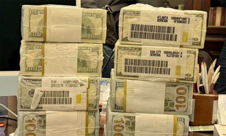 Un régimen podrido al que pagamos los europeos: El testaferro de Zelesnky huye de Ucrania al descubrirse una inmensa trama de corrupción