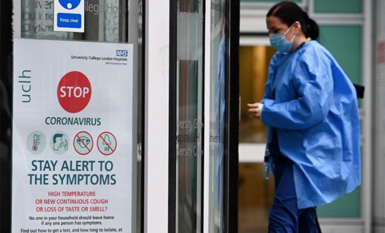 Reino Unido: El gobierno «oculta datos que podrían vincular la vacuna contra la COVID-19 con el exceso de muertes»