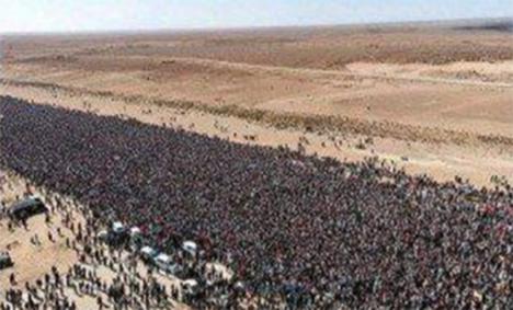 El asesinado hijo de Gaddafi, Saif al-Islam, fue enterrado en Bani Walid en medio de una multitud. La mano francesa detrás del atentado