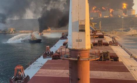 Mientras la Coalición Epstein sigue con sus matanzas de civiles, todo Israel bajo el fuego, el Estrecho de Ormuz cerrado y las petromonarquías en pánico