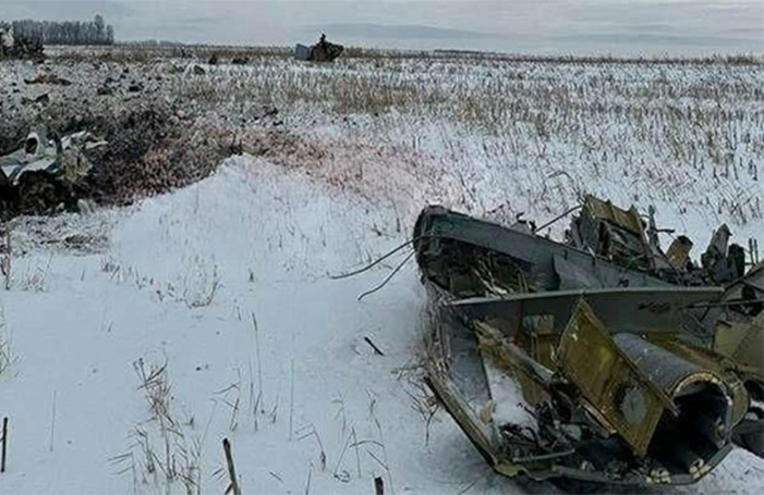 Tras el derribo del transporte ruso Il-76 con armas de la OTAN, surgen muchas preguntas sobre quién está detrás del crimen. Análisis