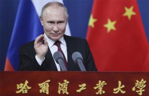 Putin hace balance del viaje a China en una rueda de prensa: Europa "confirma su dependencia de vasallo" de EEUU (VIDEO)