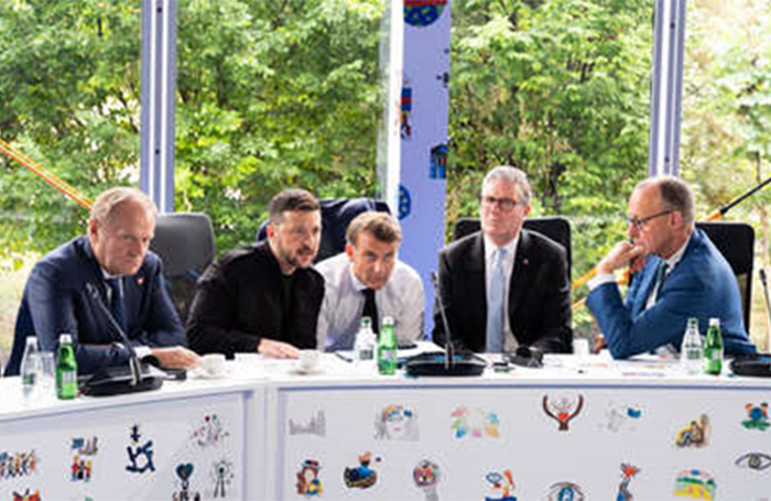 La demencia de las élites de la UE: Ambiente 'pésimo' en la última reunión de Kiev… ¡y premian a Von de Leyen por su “liderazgo”!