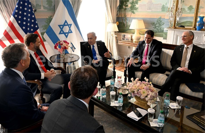 El esperpento de Netanyahu en Washington: Soberanía y Sanciones bajo el Signo de la 'Paloma'