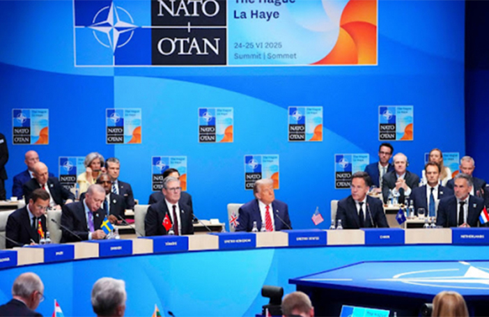Cumbre de la OTAN 2025: Blazer, Imágenes y Mensajes, las fantochadas del narcisista Trump y la cruda realidad de Europa