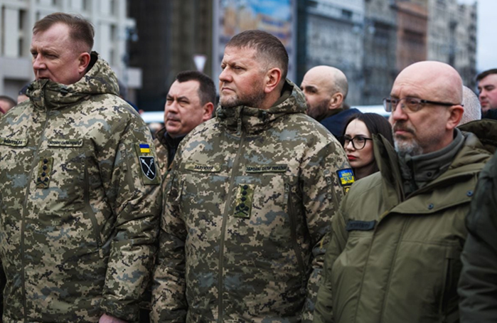 Hay sensación de que el fin se acerca: Se está gestando una rebelión contra Zelensky y su camarilla en las filas del ejército