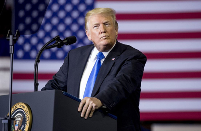 Trump mítico: el Narciso incendiario