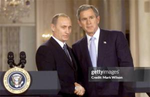 Oye George W. Bush, ¿qué es tan gracioso?