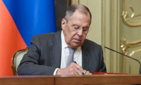 Una constante en una era de cambios radicales: en el 25.º aniversario de la firma del Tratado ruso-chino de amistad