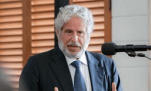 España: Robert Ámsterdam VS Hacienda